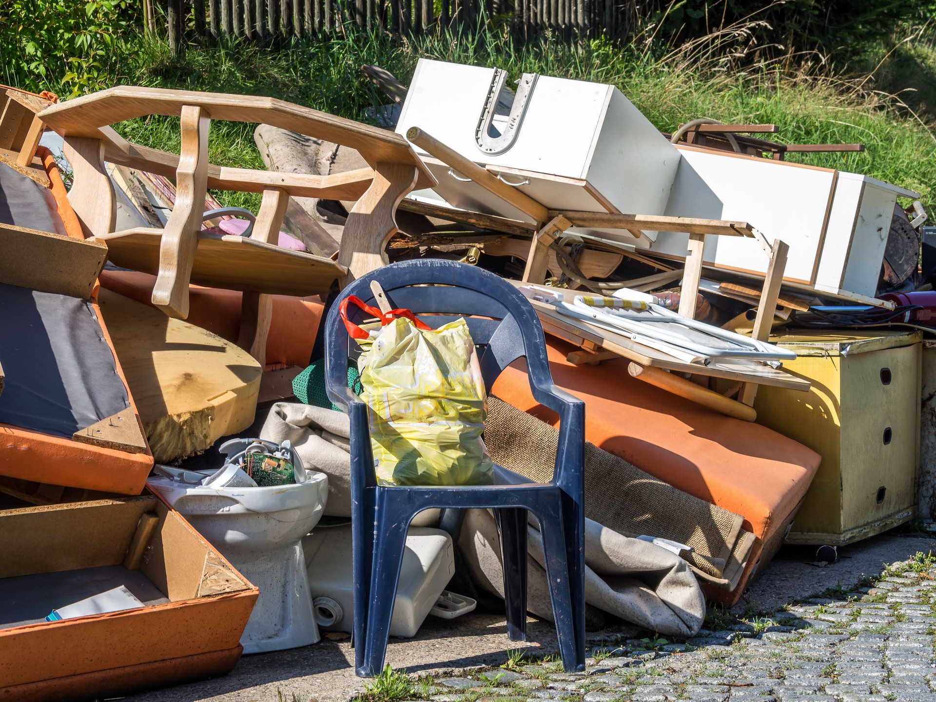 Household closure bulky waste